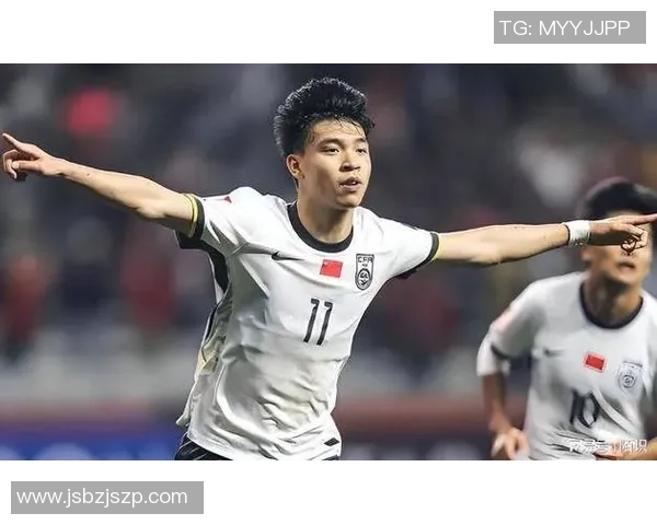 竞技俱乐部与智利大学的精彩对决引发球迷热议与期待